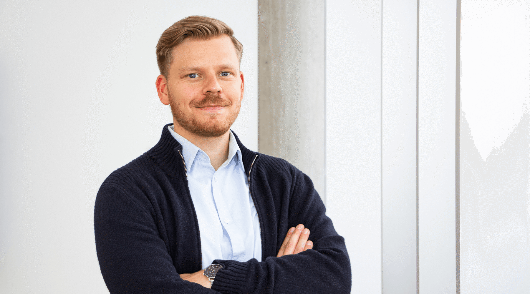 Dustin Tschentscher verstärkt die Geschäftsleitung der JOM Group